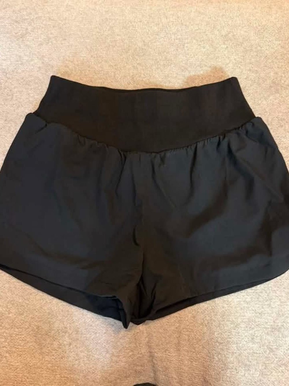 Women's Black Ribbed High-Waist Athletic Shorts